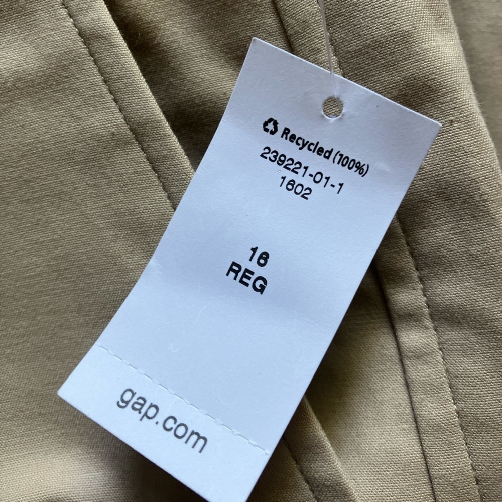 GAP Women's Capris - Picture 7 of 11